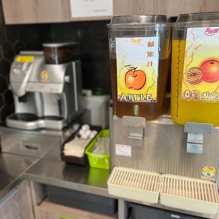 Kiwi Share Hotel Zhongli Dış mekan fotoğraf