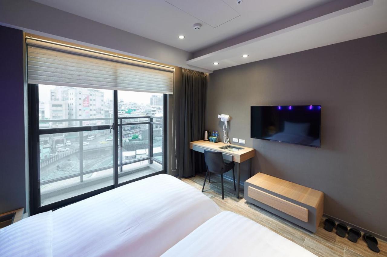 Kiwi Share Hotel Zhongli Dış mekan fotoğraf