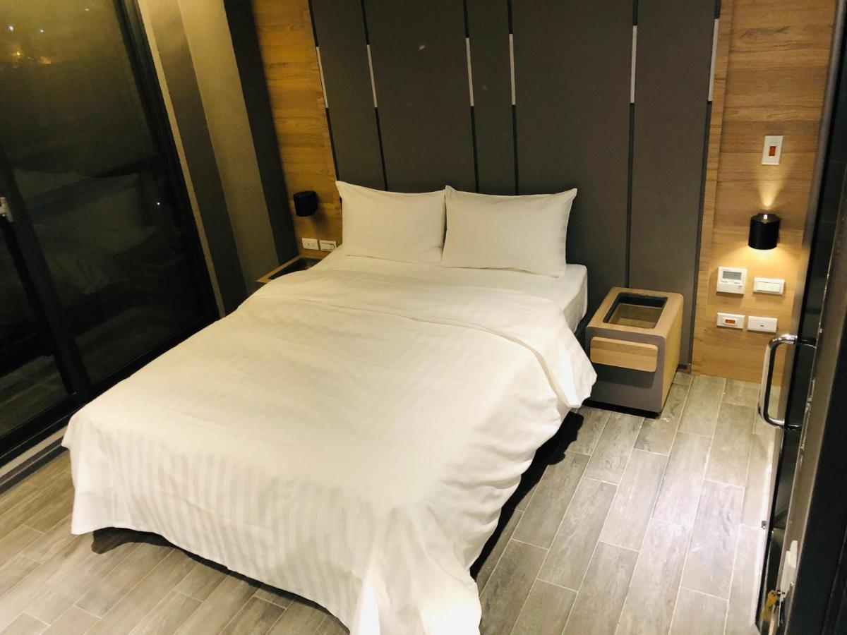 Kiwi Share Hotel Zhongli Dış mekan fotoğraf