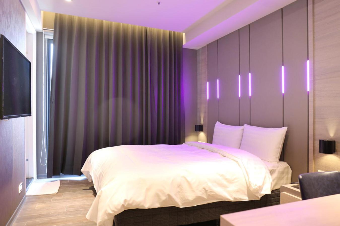 Kiwi Share Hotel Zhongli Dış mekan fotoğraf