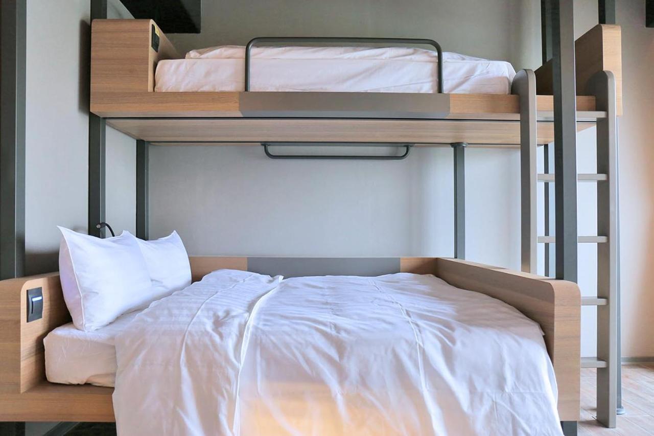 Kiwi Share Hotel Zhongli Dış mekan fotoğraf