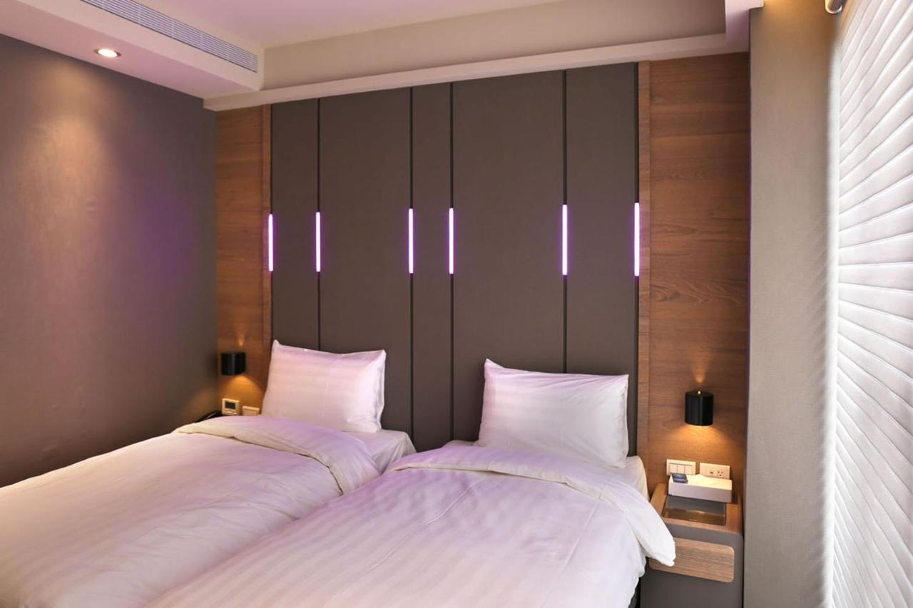 Kiwi Share Hotel Zhongli Dış mekan fotoğraf