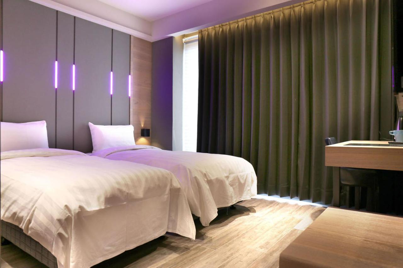Kiwi Share Hotel Zhongli Dış mekan fotoğraf